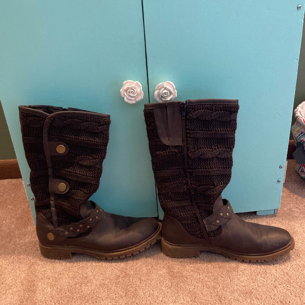 Muk Luks boots